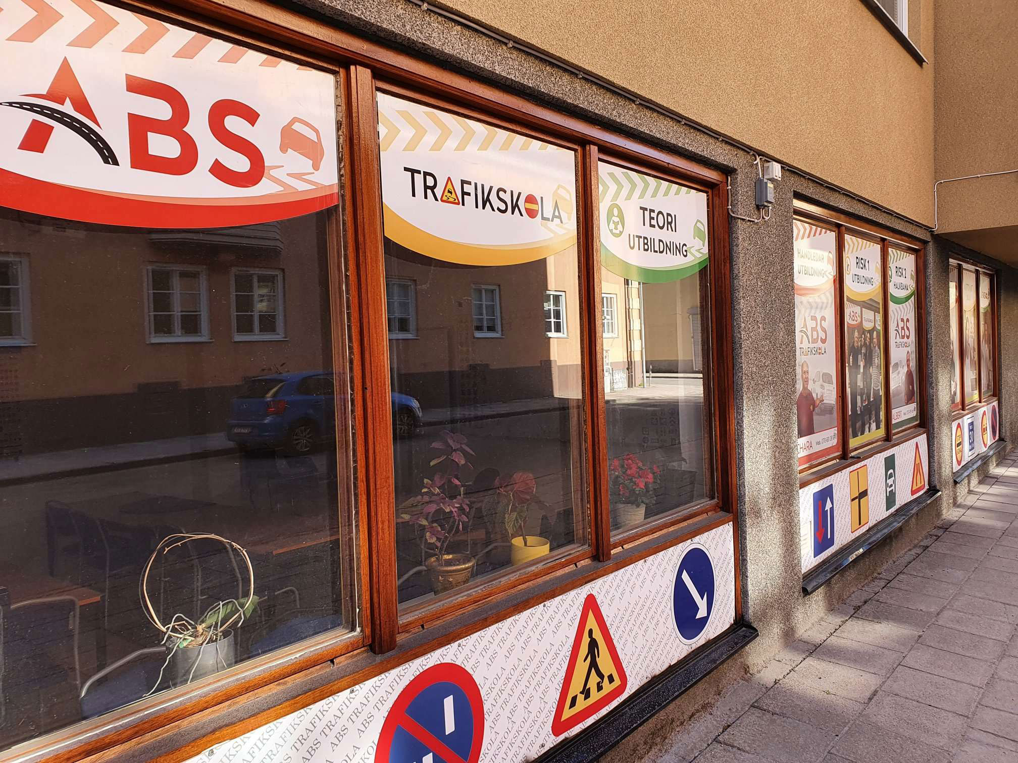 abstrafikskola driving school